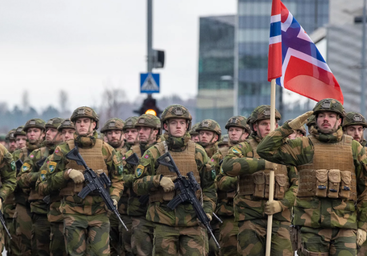 Noruega sigue los pasos de Dinamarca y ampliará en un 50% el número de reclutamientos para el servicio militar obligatorio.