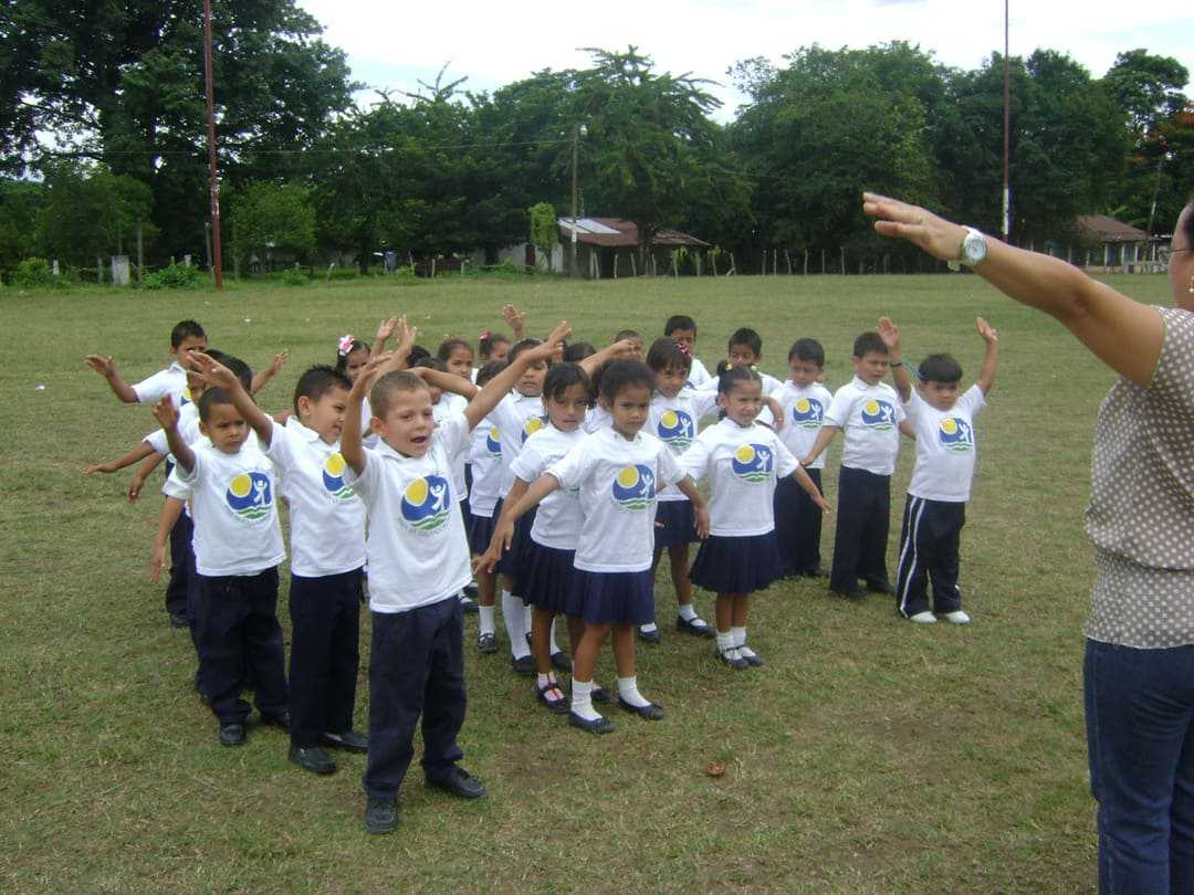 Educación prebásica de calidad: el pilar del programa «Dar para Educar» de Ficohsa