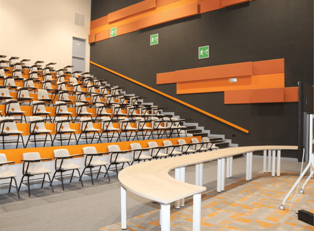 Opciones de salas de eventos empresariales en Learning Vila Panamá